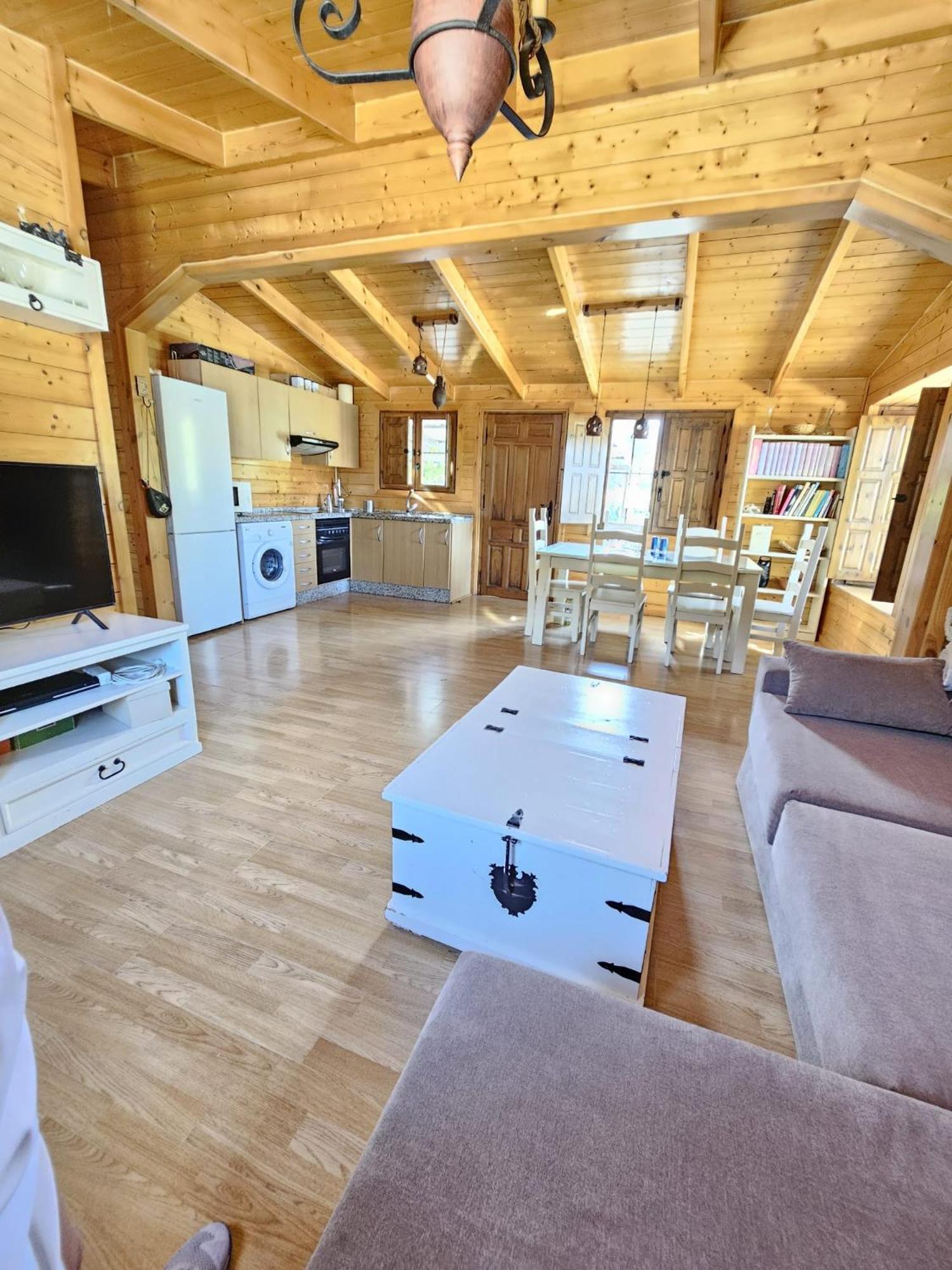 La Casita De Madera Sijuela Holiday home *